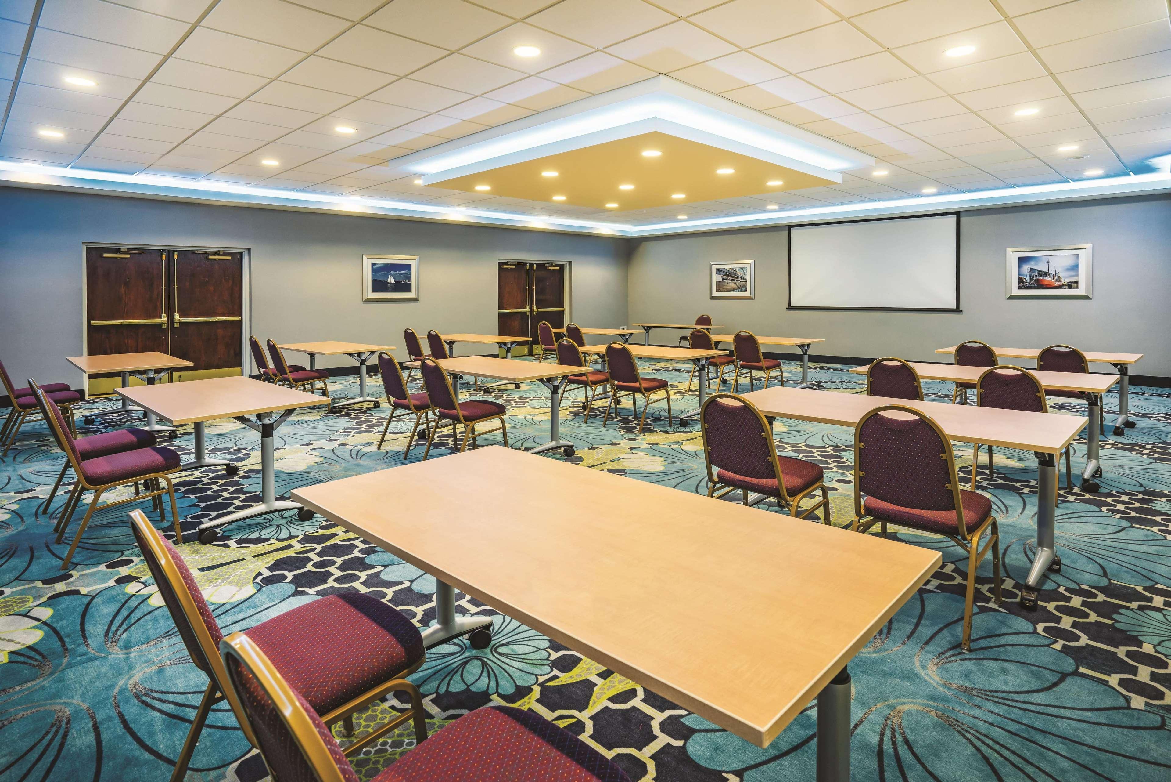 La Quinta By Wyndham Baltimore South Glen Burnie Exterior photo